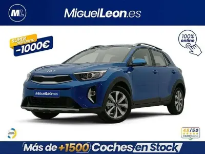 Usado Kia Stonic 84 CV (61 kW) 2022 Azul SUV
