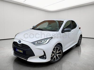 Usado Toyota Yaris Hybrid Plus 116 CV (85 kW) 2021 Blanco Berlina