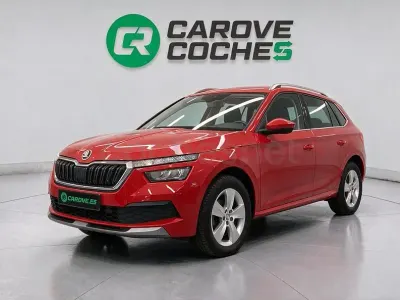 Usado Skoda Kamiq Style 110 CV (80 kW) 2020 Rojo SUV