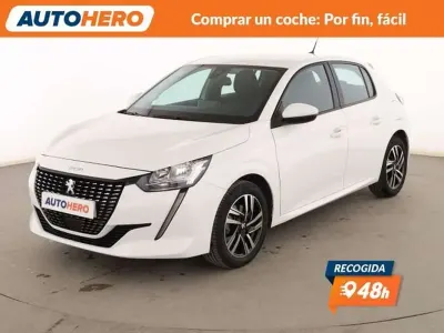 Usado Peugeot 208 Allure 102 CV (75 kW) 2019 Blanco Utilitario