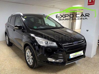 Usado Ford Kuga Trend 120 CV (88 kW) 2016 Negro SUV