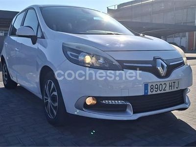 Blanco Usado 2013 Renault Scénic III LIMITED Monovolumen | 5890 € (Precio justo)