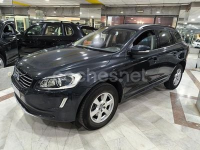 Usado Volvo XC60 Kinetic 136 CV (100 kW) 2015 Gris / plata SUV