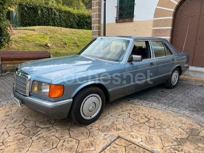 Azul Usado 1986 Mercedes 260 Berlina | 14.999 €
