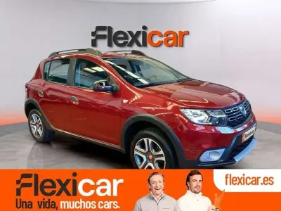 Usado Dacia Sandero 90 CV (66 kW) 2019 Rojo Berlina