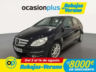 Usado Mercedes B200 140 CV (102 kW) 2010 Negro Monovolumen
