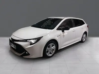Usado Toyota Corolla Active 122 CV (89 kW) 2021 Blanco Familiar
