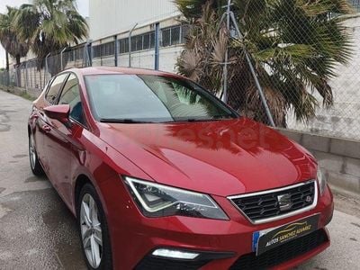 Usado Seat Leon FR 125 CV (91 kW) 2017 Granate Berlina