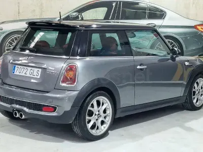 Usado Mini Cooper S 175 CV (128 kW) 2009 Gris / plata Utilitario