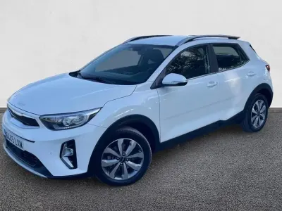 Usado Kia Stonic GT-Line 100 CV (73 kW) 2022 SUV