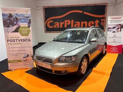 Usado Volvo V50 Momentum 109 CV (80 kW) 2006 Verde Familiar