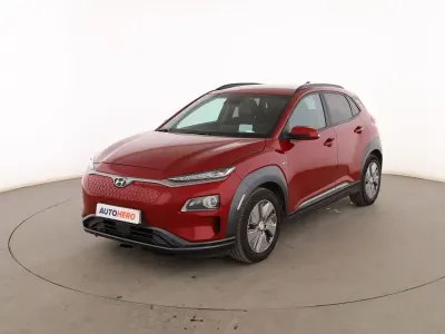 Usado Hyundai Kona Style 150 kW (204 CV) 2020 Rojo SUV