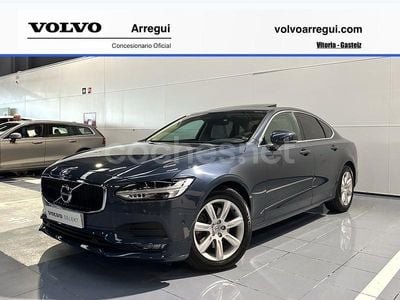 Usado Volvo S90 Momentum 190 CV (139 kW) 2018 Azul Berlina