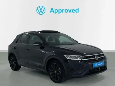 Usado VW T-Roc R-line 150 CV (110 kW) 2023 Negro SUV