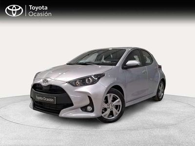 Usado Toyota Yaris Hybrid Active 116 CV (85 kW) 2025 Plateado Utilitario