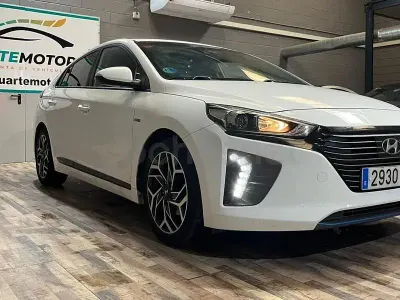 Usado Hyundai Ioniq 141 CV (103 kW) 2018 Blanco Utilitario