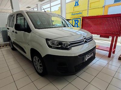 Usado Citroën Berlingo Live 102 CV (75 kW) 2021 Blanco Monovolumen