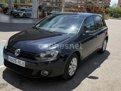Usado VW Golf VII Advance 105 CV (77 kW) 2012 Negro Familiar