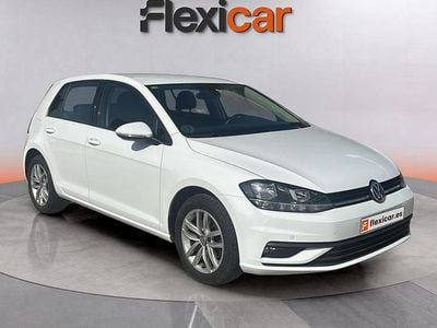 Blanco Usado 2018 VW Golf Advance Berlina | 14.290 € (Buen precio)