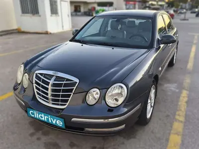 Usado Kia Opirus 266 CV (195 kW) 2006 Azul Berlina