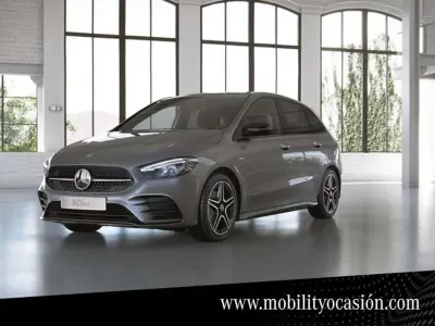 Usado Mercedes B200 150 CV (110 kW) 2022 Gris Utilitario