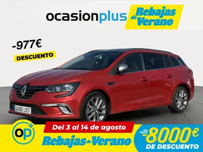 Usado Renault Mégane GT Line GT-Line 130 CV (95 kW) 2017 Rojo Familiar