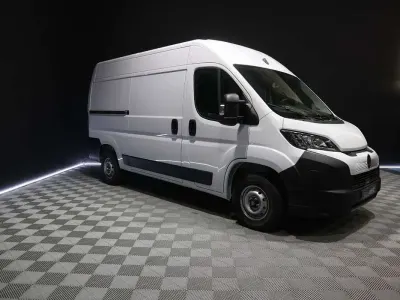 Nuevo Citroën Jumper 120 CV (88 kW) 2025 Blanco Monovolumen