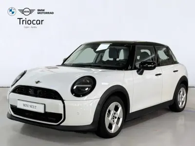 Usado Mini Cooper 114 kW (156 CV) 2025 Nanuq white metalizada Utilitario