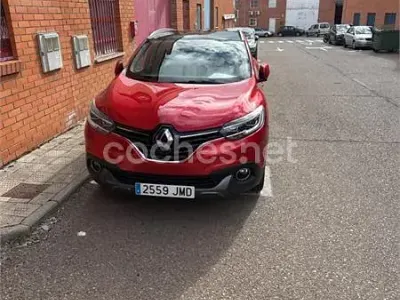 Usado Renault Kadjar Zen 130 CV (95 kW) 2016 Rojo SUV