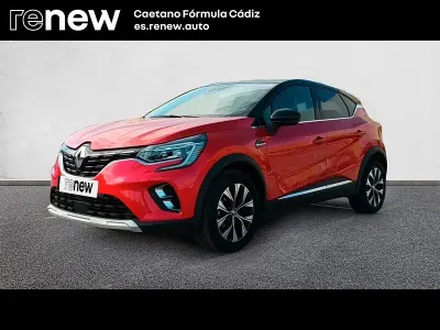 Usado Renault Captur Techno 90 CV (66 kW) 2023 Rojo SUV