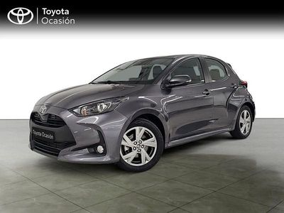 Usado Toyota Yaris Active 116 CV (85 kW) 2025 Gris Utilitario