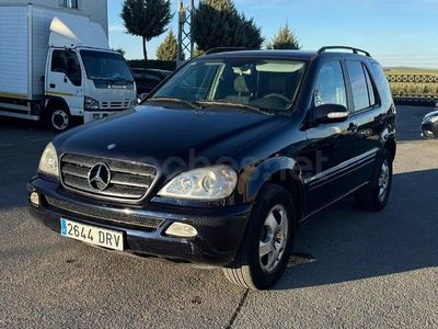 Usado Mercedes ML270 163 CV (119 kW) 2002 Azul SUV