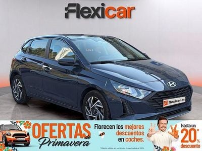 Usado Hyundai i20 84 CV (61 kW) 2024 Gris Utilitario