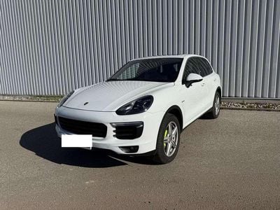 Porsche Cayenne S E-Hybrid