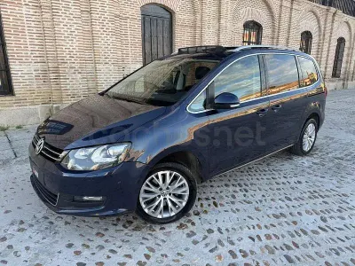 Usado VW Sharan Sport 177 CV (130 kW) 2014 Azul Monovolumen