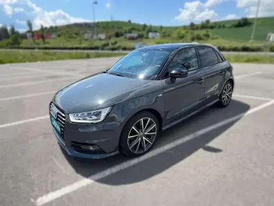 Usado Audi A1 Premium 90 CV (66 kW) 2015 Gris Utilitario