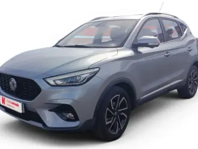 Usado MG ZS Luxury 111 CV (81 kW) 2022 Gris SUV