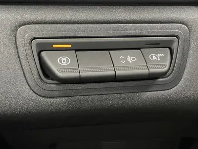 Nuevo Renault Captur Techno 91 CV (66 kW) 2026 Gris SUV