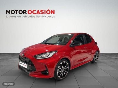 Rojo Usado 2023 Toyota Yaris Hybrid Sport | 23.449 € (Precio justo)