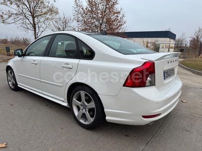 Blanco Usado 2011 Volvo S40 R-Design Berlina | 6500 € (Caro)