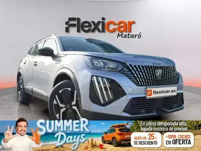 Usado Peugeot 2008 Allure 130 CV (95 kW) 2024 Gris SUV