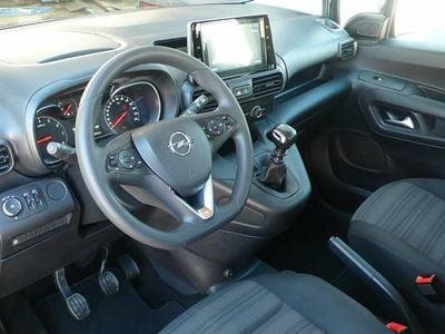 Usado Opel Combo Life Selective 131 CV (96 kW) 2020 Azul noche Monovolumen