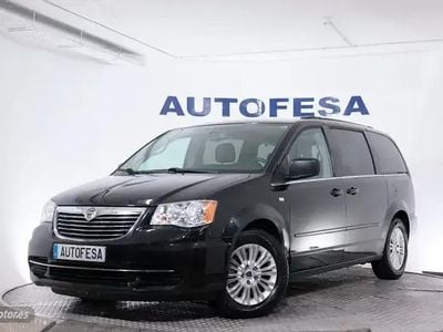 Usado Lancia Voyager 178 CV (130 kW) 2015 Negro Monovolumen