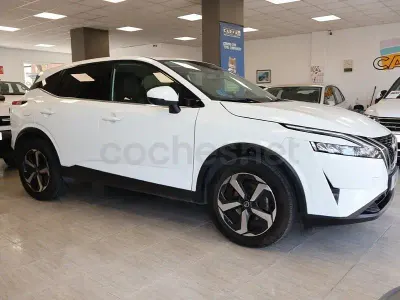Usado Nissan Qashqai N-Connecta 140 CV (102 kW) 2022 Blanco SUV