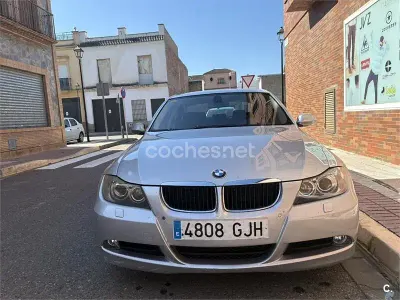 Usado BMW 320 163 CV (119 kW) 2008 Gris / plata Berlina