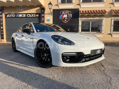 Porsche Panamera 4