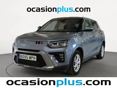 Usado KGM Tivoli 135 CV (99 kW) 2024 Gris SUV