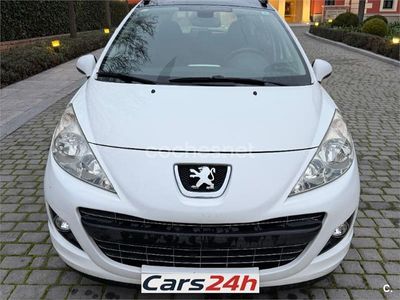 Blanco Usado 2012 Peugeot 207 Active Familiar | 3900 € (Super precio)