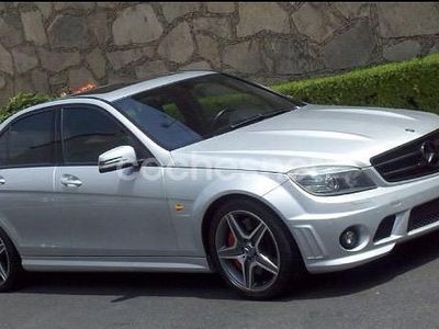 Mercedes C63 AMG