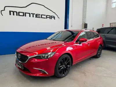 Usado Mazda 6 Luxury 150 CV (110 kW) 2015 Granate Familiar